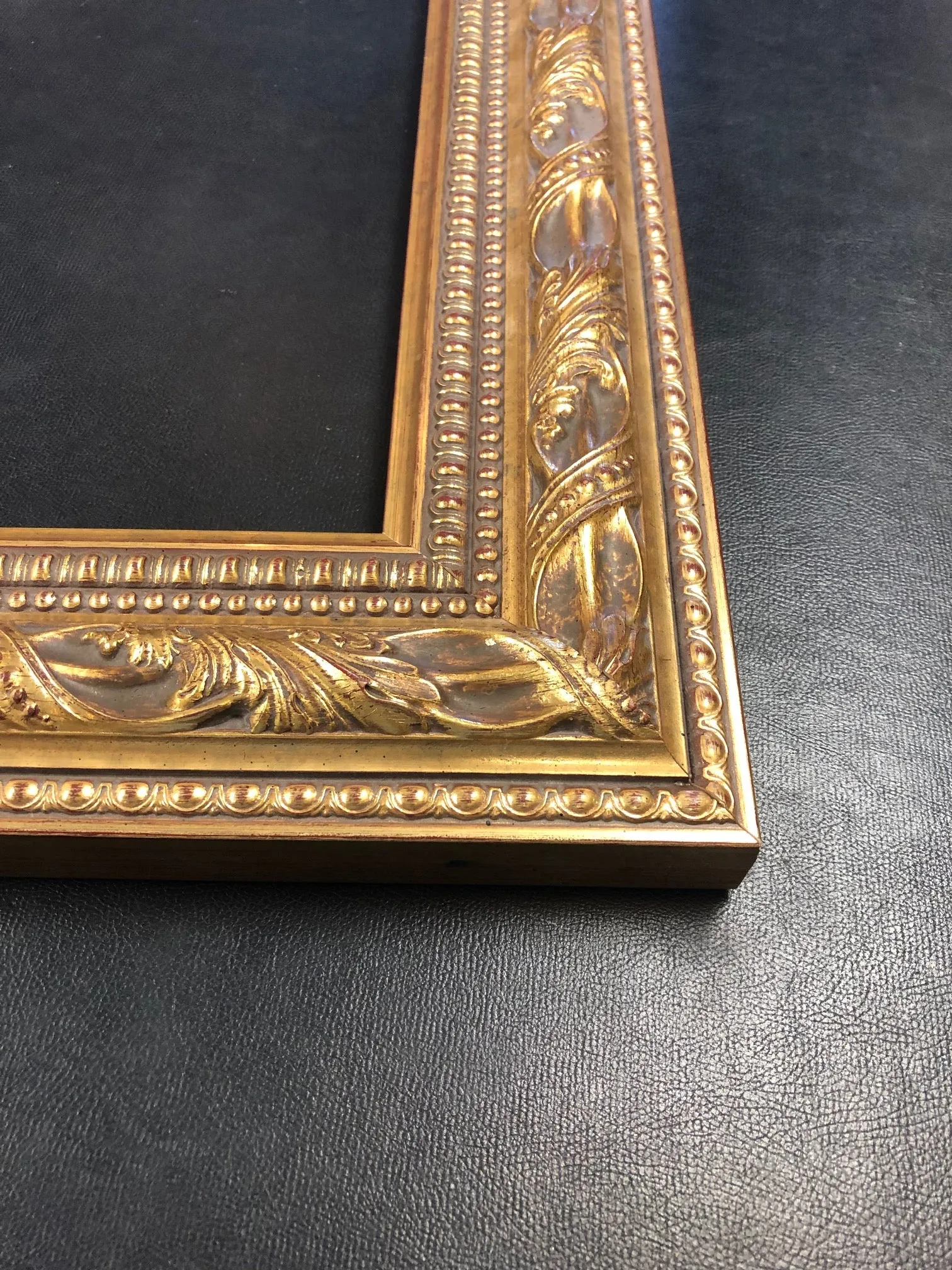 Antique gold luxury classic 3.3/4" fancy Ornate Wood Picture Frame