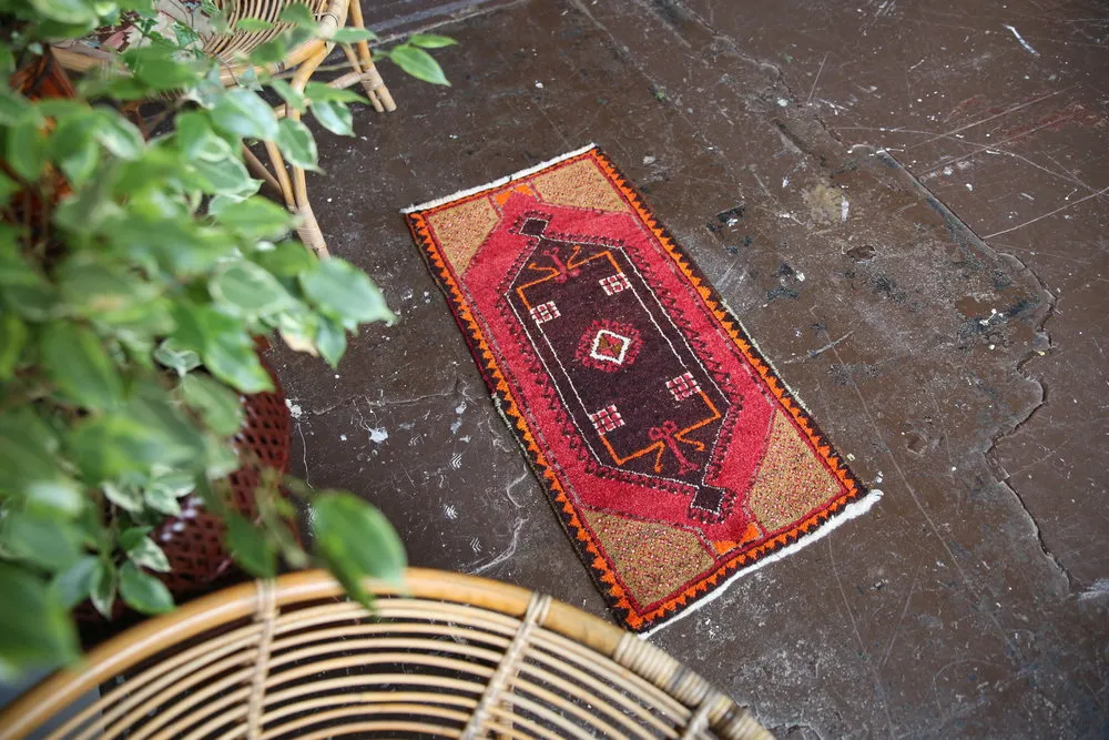 Old Mini Turkish Rug 1.5ftx3ft