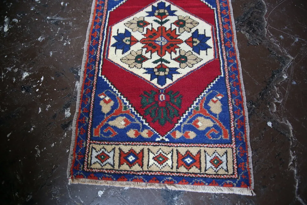 Old Mini Turkish Rug 1.9x3.2