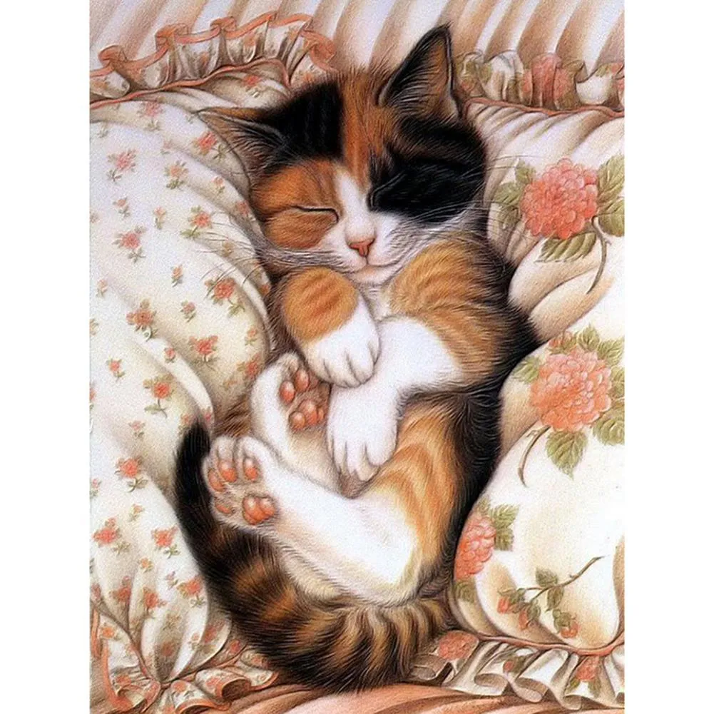 Sleeping Cat - Full Diamond Painting - 40x30cm