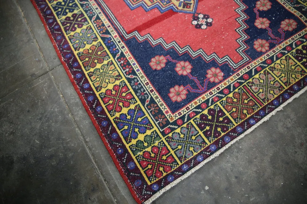 Vintage Faded Anatolian Turkish Rug 4.5ftx7.2ft