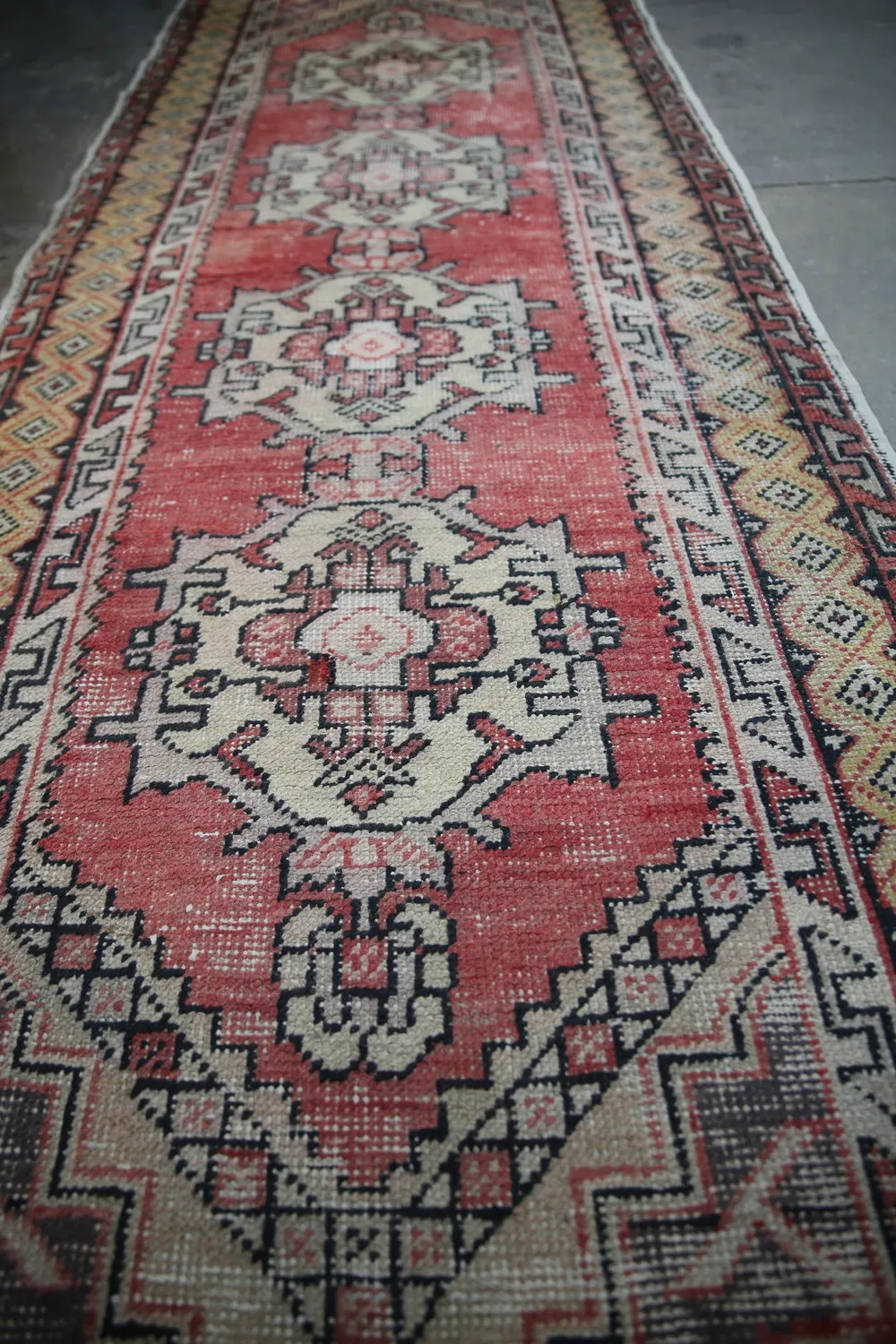 Vintage Faded Anatolian Turkish Rug Runner 3.1ftx9.5ft