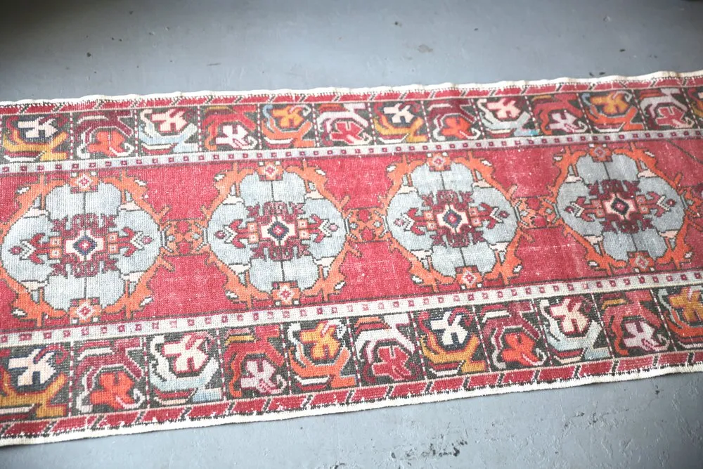 Vintage Faded Anatolian Turkish Runner Rug 3.2ftx9.10ft